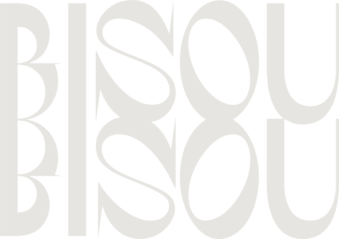 Bisou Bisou logo