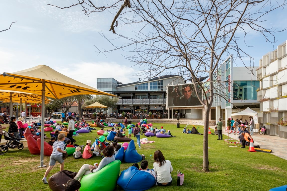 Forrest Place photo 2