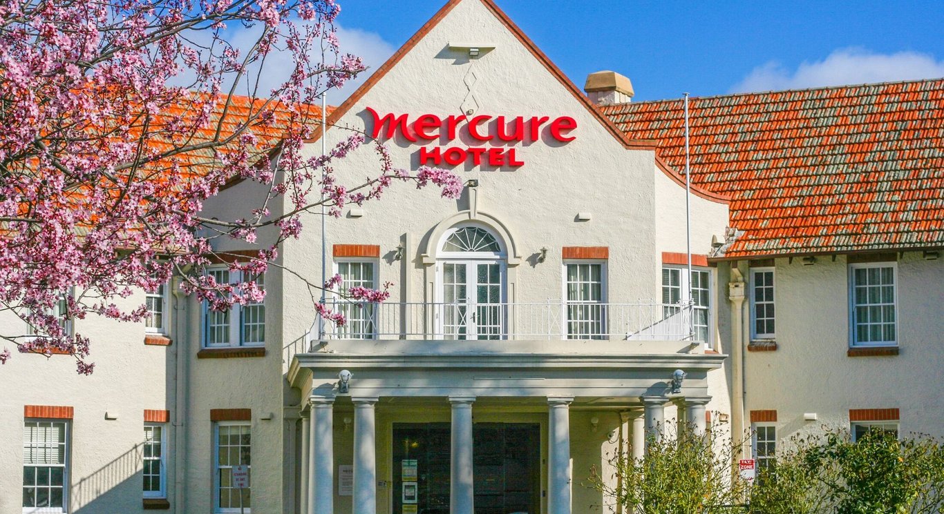 Mercure Canberra photo 1